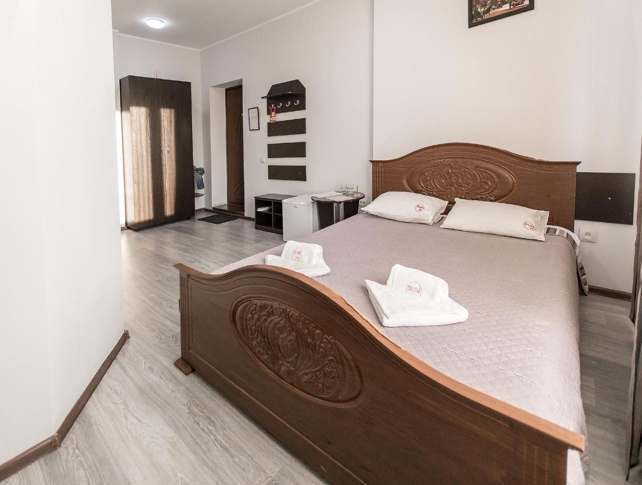 Sunlit Hotel Ivano-Frankivsk Luaran gambar